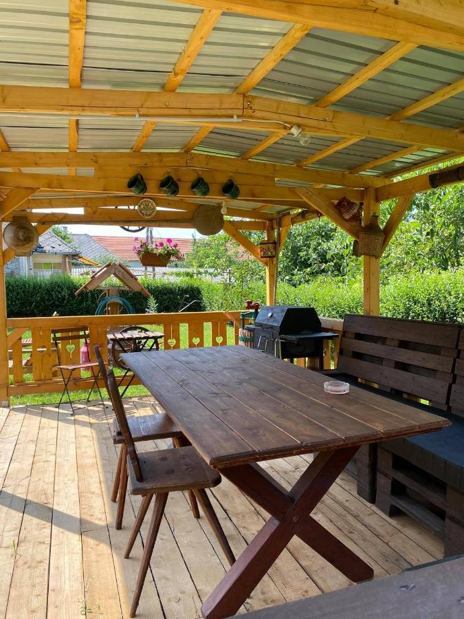 Zimmer Feri Vendeghaz Hotel Abaújszántó Eksteriør billede