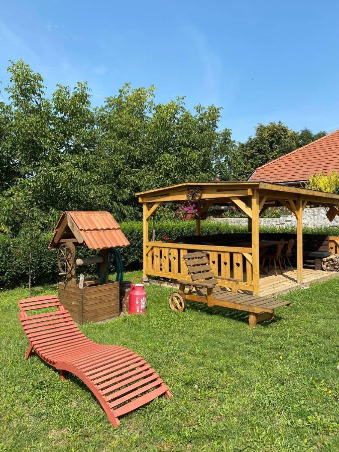 Zimmer Feri Vendeghaz Hotel Abaújszántó Eksteriør billede
