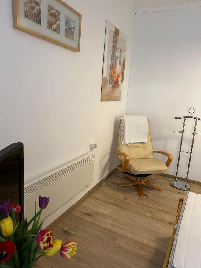 Zimmer Feri Vendeghaz Hotel Abaújszántó Eksteriør billede